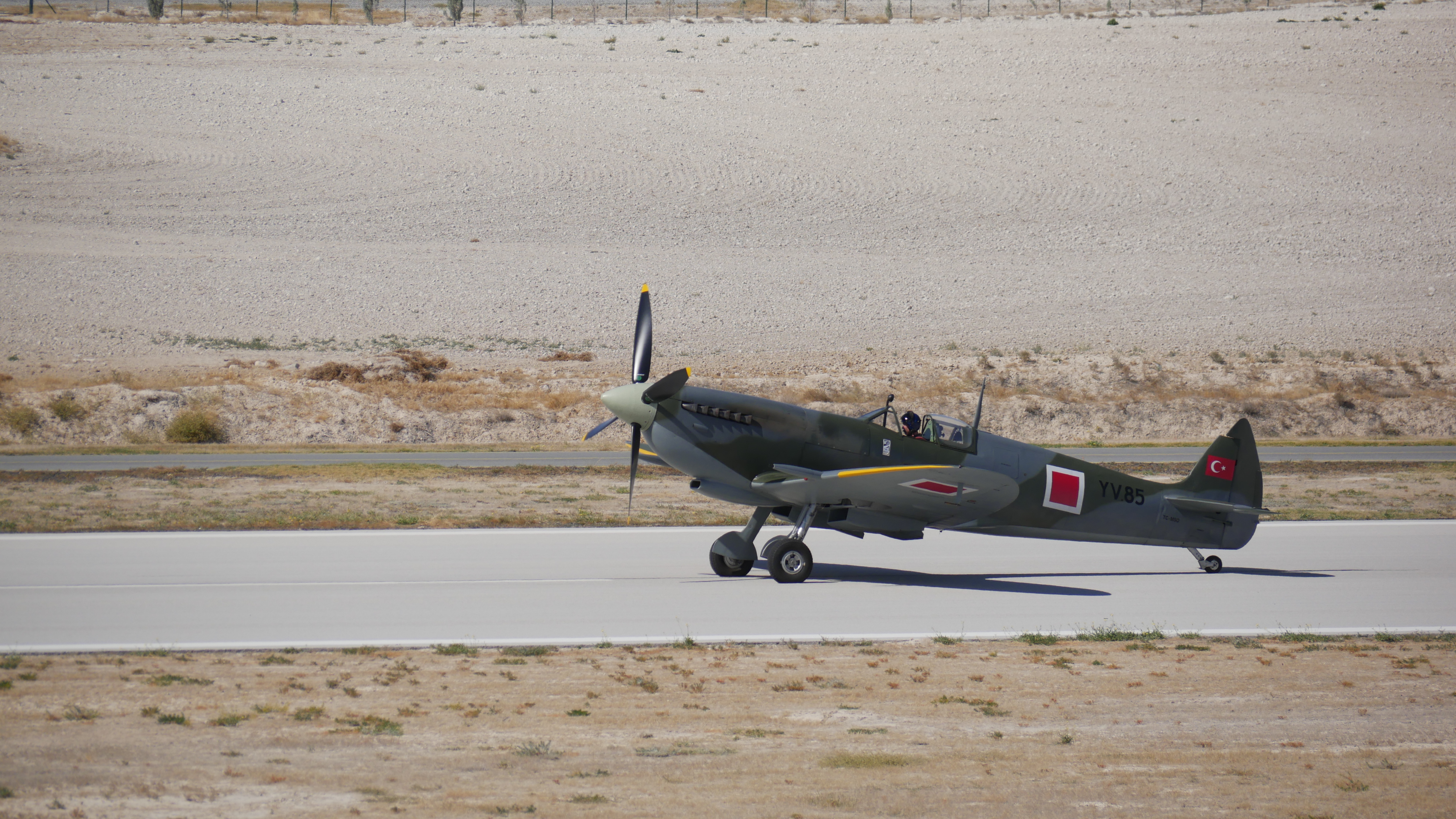 1945 SUPERMARINE SPITFIRE MK.9