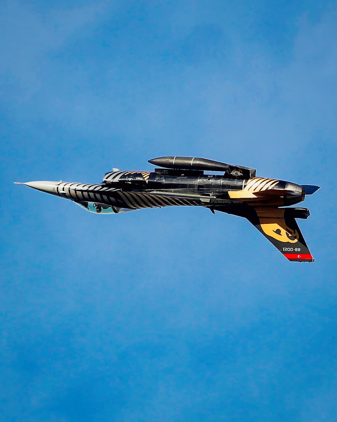 F-16 Lockheed Martin Military Aircraft at ESKISEHIR — Aviation photo by Kerim Cabuk