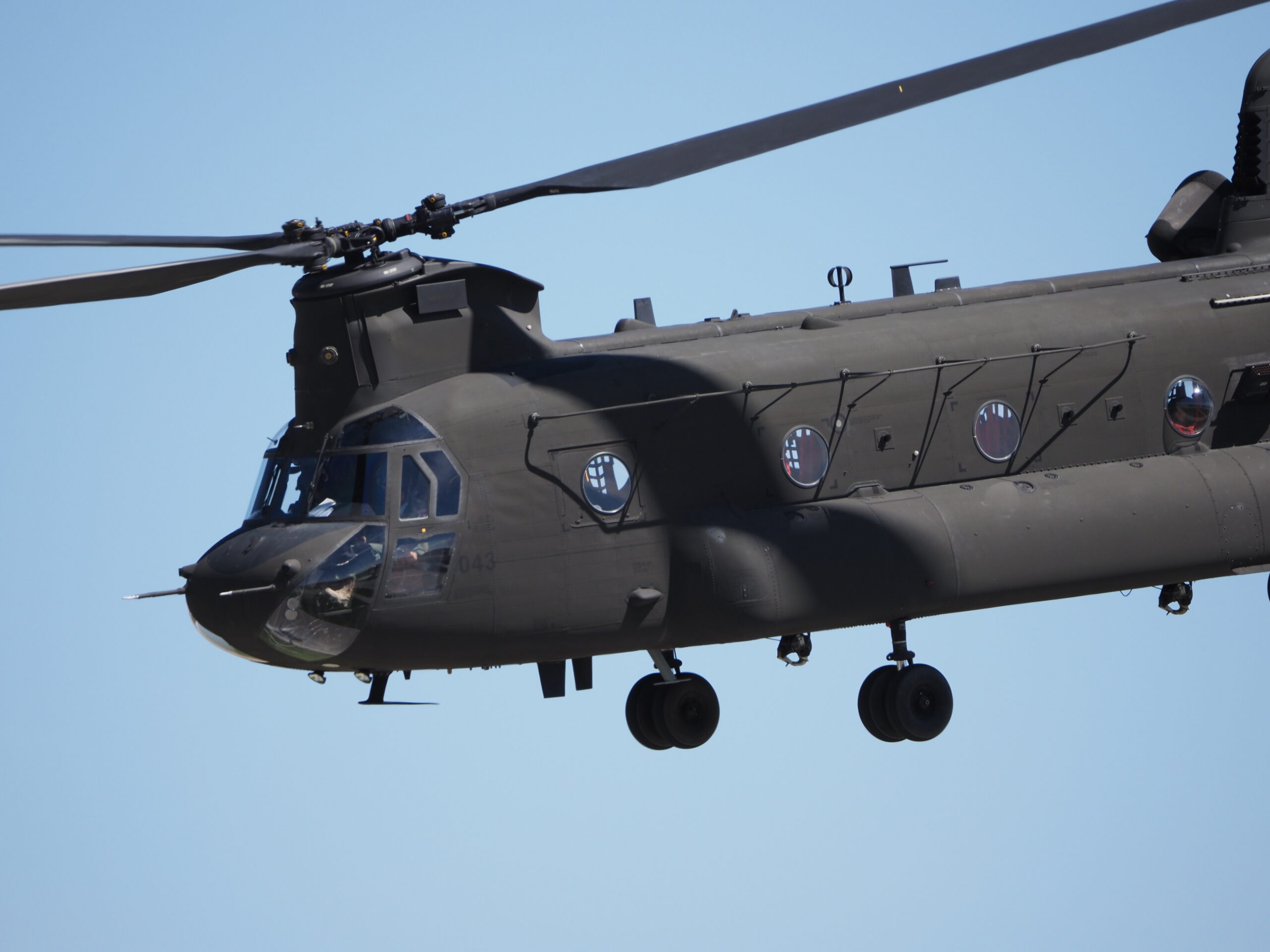 BOEING CH-47 CHINOOK Boeing Helicopter at ANKARA — Aviation photo by aviator | Olympus OM-D E-M1X + M.Zuiko Digital ED 100-400mm F5.0-6.3 IS II