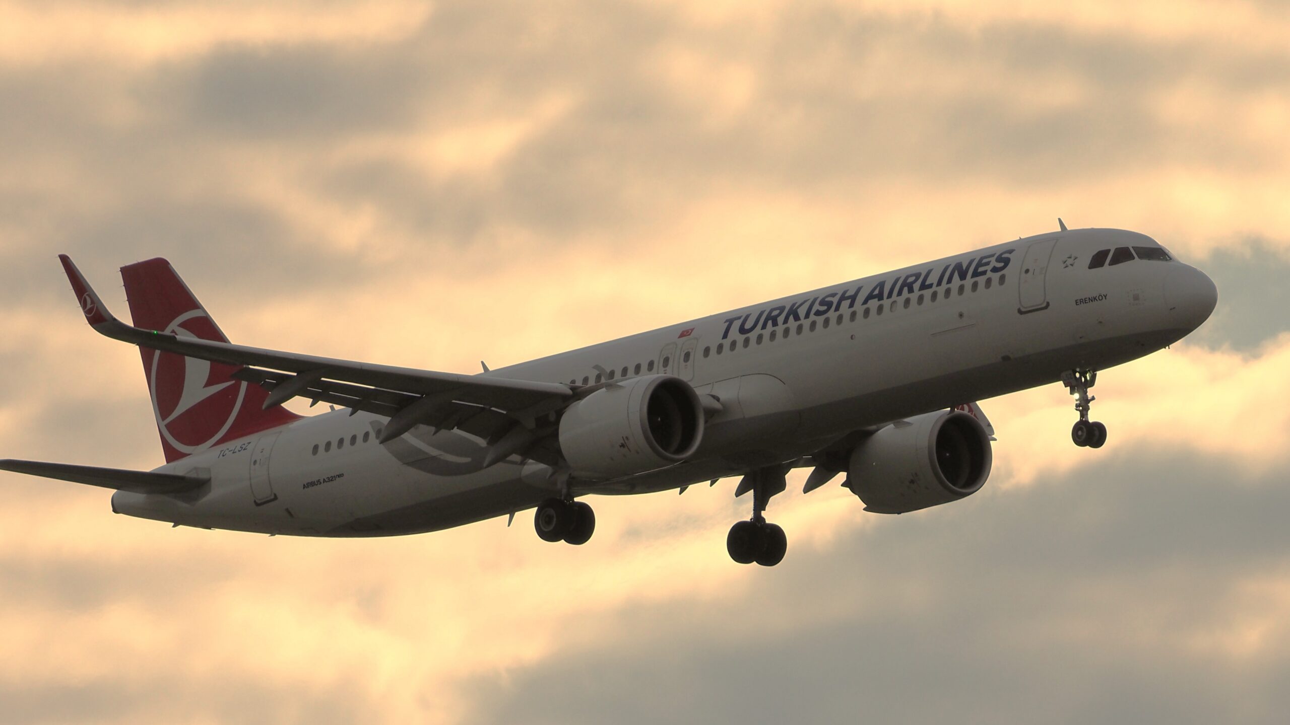 AIRBUS A321-271NX