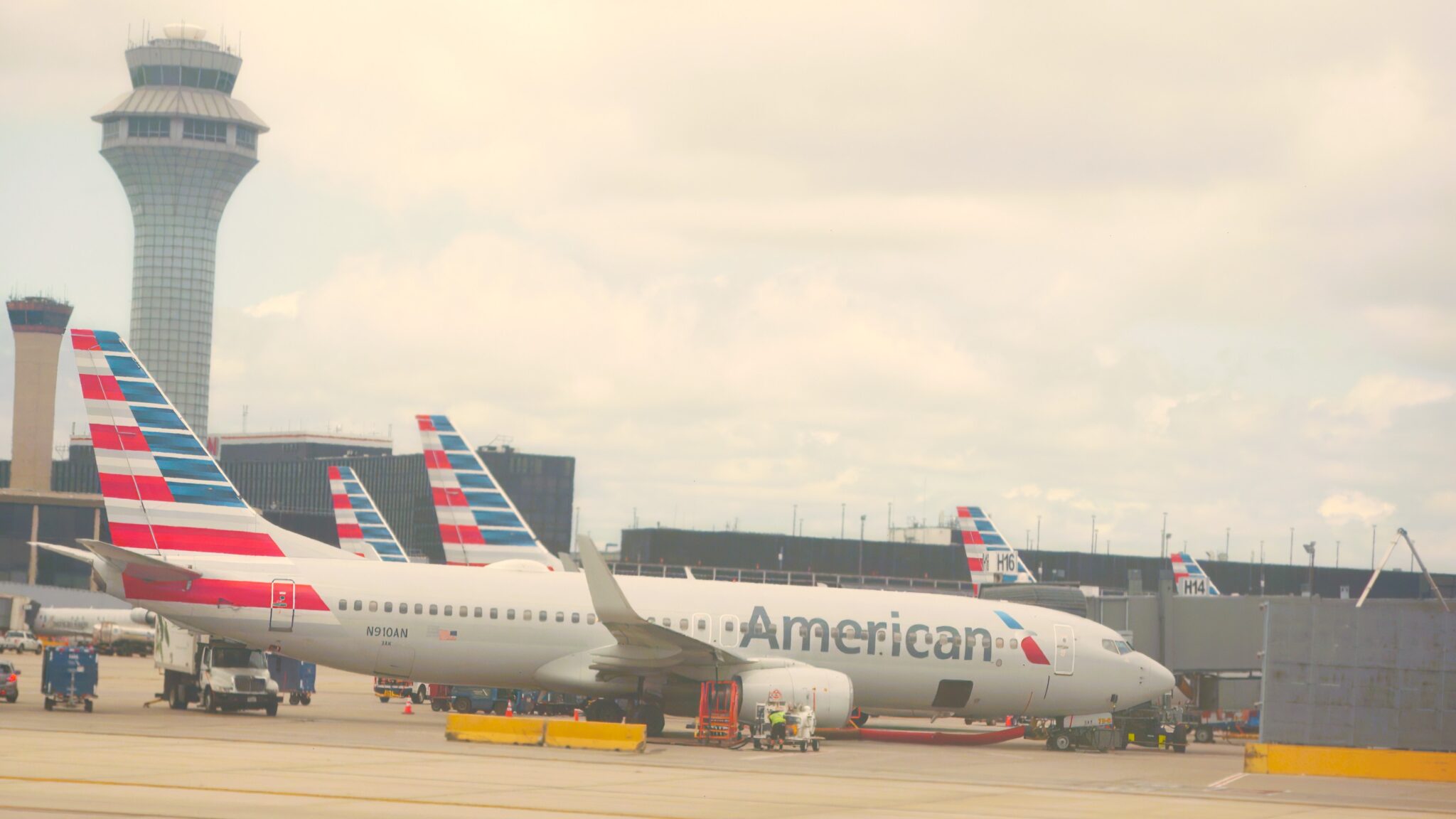 Airport Apron Explained: Meaning, Uses and Components - aviationstream.com